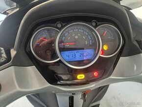 Piaggio MP3 300 Yourban - 13