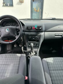 Škoda Octavia 1.6 Ambiente - 13