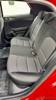 KIA XCeed 1.5 T-GDi Silver - 13