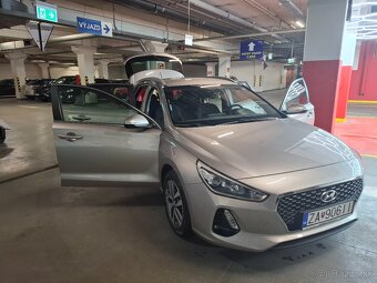 Predám Hyundai i30 combi 1,4 benzin rok 2017 - 13