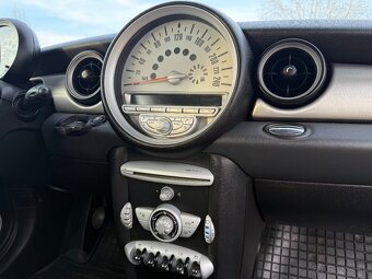 Mini Cooper One 1.6 88kW / Slovenské auto - 13