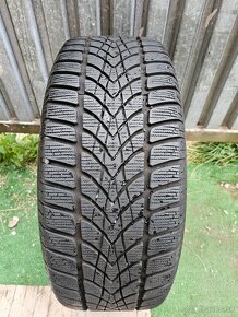 Špičkové, takmer nejazdené zimné pneu DUNLOP - 225/50 r17 - 13