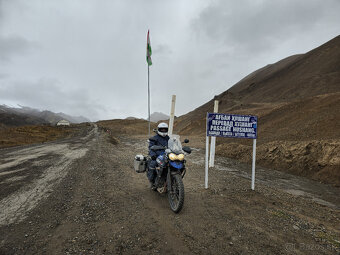 Triumph Tiger 800 XCx - 13