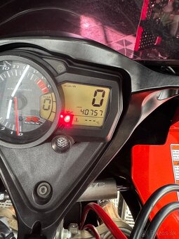 Suzuki GSXR 1000 K7 - 13