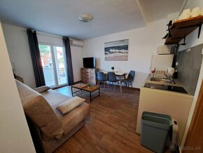 Apartmanovy dom pri mori v Chorvátsku - 13