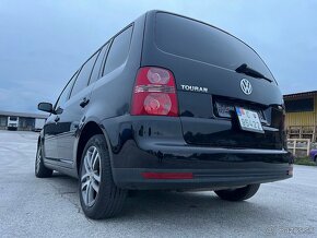 VOLKSWAGEN TOURAN CONFORTLINE 1,9TDi 77kW BXE dovoz FR - 13