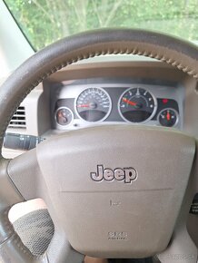 Jeep Compass - 13