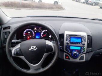 Hyundai i30 cw - 13