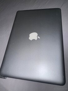 MacBook Pro - 13