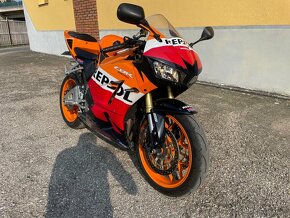 Honda CBR 600RR REPSOL 2014 AKRAPOVIČ - 13