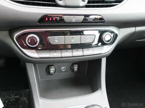 Hyundai i30 WG 1.0T-GDi 88kW 1MAJITEL KLIMATIZACE DPH - 13