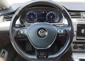 Volkswagen Passat 2,0 TDI nafta manuál 110 kw - 13