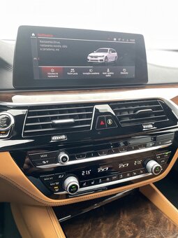 BMW Rad 5 Touring 530d xDrive A/T M-Packet - 13