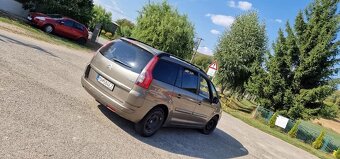 Citroen. Picasso - 13