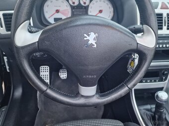 Peugeot 307 CC 2.0 16V Dynamique Top stav , zárkuka na KM - 13