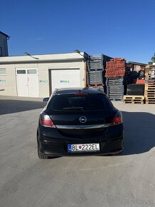 Opel astra GTC 1.9 TDi 88kW - 13