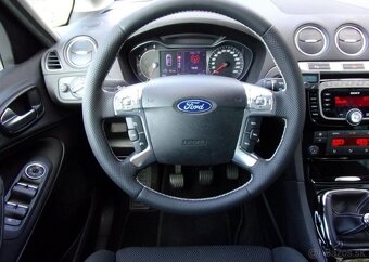 Ford S-MAX 2.0TDCi 103kW PLNÝ SERVIS FORD nafta manuál - 13