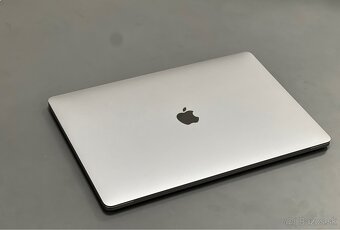 MacBook pro 16” i7 2019 16gb ram 512 GB - 13