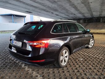 Škoda Superb Combi 1.6 TDI 88 kw - r. 2016 - 13