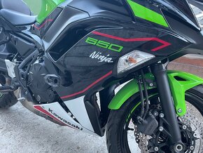 Kawasaki Ninja 650 akrapovic výfuk 2021 dohodou - 13