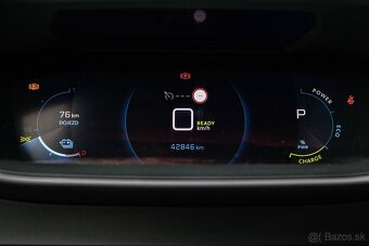 Peugeot e2008 100kW KOŽA, VIRTUAL, 360 KAMERA, CarPlay - 13