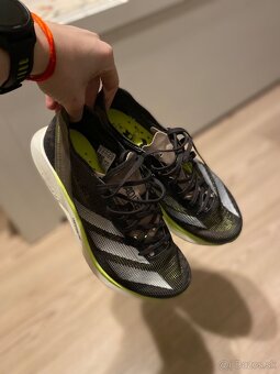 Karbónové bežecké tenisky Adidas adizero takumi sen 10 - 13