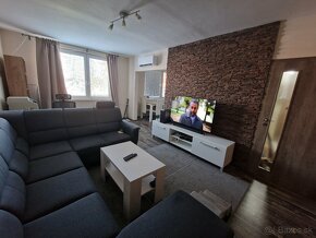 Predám pekný,zrekonštruovaný, klimatizovaný byt v Holíči - 13