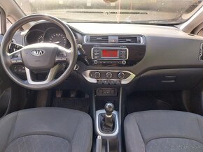 KIA Rio Hatchback - 13