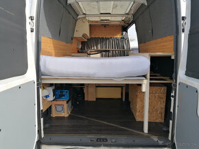 Cestovní obytná dodávka Iveco Daily 3.0/rok 2012 - 13