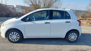 Toyota Yaris 1.0 - 13