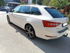 Škoda Superb III - 13