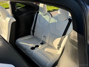 Tesla Model X 75D - 7 miestne - 13