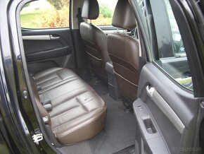 ISUZU D-MAX Double CAB 2.5 Tdi Premium 4x4 MT6 - 13