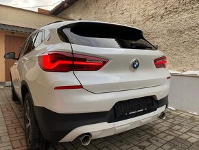 Bmw X2 xDrive xLine 4x4 2.0D 190PS Biela Metalíza - 13