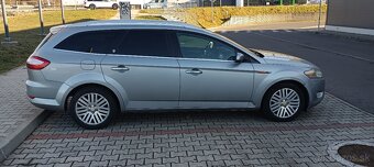 Ford Mondeo Combi 2.0 TDCi PDF Ghia A/T - 13