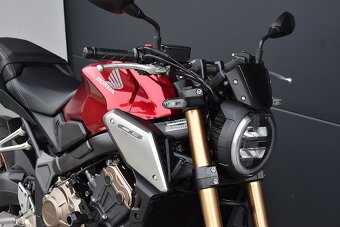 Honda CB650R Neo sports cafe ABS TC - 70 kw moznost 35 kW - 13