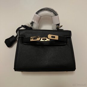 Nová elegantná čierna kabelka crossbody - 13