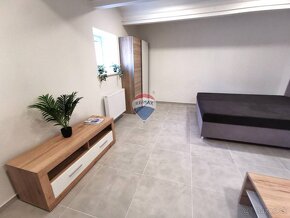 Na prenájom zrekonštruovaný 2 izbový byt, 40m2, ul. Šoltésov - 13