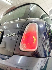 Mini Cooper 1.6 85kW facelift - 13