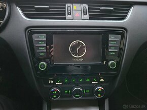 ŜKODA OCTAVIA COMBI  1,6 TDI  XENON CANTON PANORAMA - 13