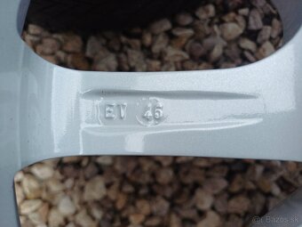 hlinikové disky Vw/Skoda/Seat--61/2Jx16-ET-46--5x112 - 13