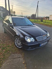 Mercedes Benz C320CDI
W203 V6 - 13