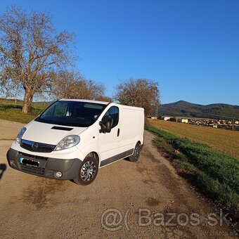 Predám Opel Vivaro 2,2 84kw - 13