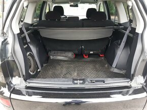 Mitsubishi Outlander 2.4 benzín 125kw, automat. CVT  4WD - 13