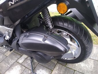 Yamaha n max 125 - 13