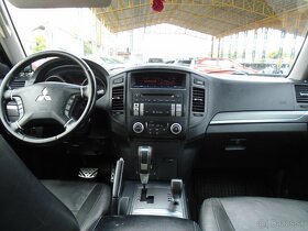 Mitsubishi Pajero 3.2 DI-D A/T Intense+ - 13