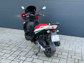 Piaggio Gilera Nexus 300 - 13