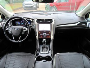 Ford Mondeo Combi Vignale Hybrid automat,samopark,koža,kamer - 13