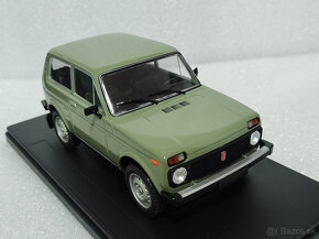 1:24 modely 3 - 13