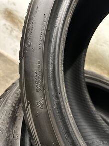 Zimné pneumatiky 235/45/18 Hankook Winter icept Evo 3 - 13